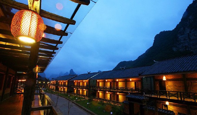 大新明仕山庄外景双床房
