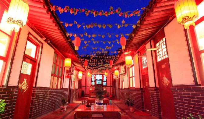 平遥檀香阁民宿东房家庭套房