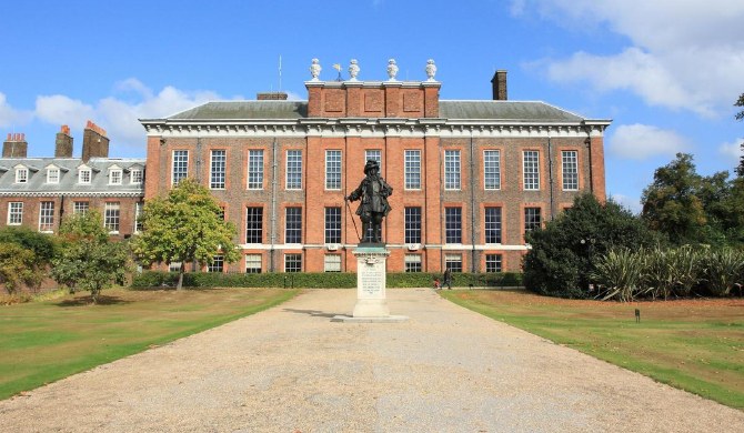 英杰华假日影城双人床单间 公寓