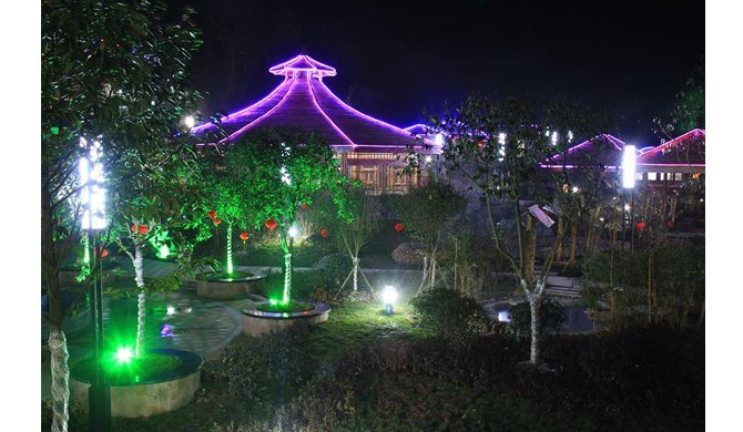 成都邛崃市景区酒店式公寓:邛崃天台山云景假日酒店标准间-途家网
