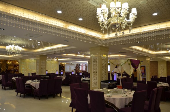 安康金都国贸大酒店豪华套房