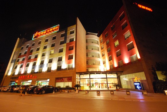 昆明官渡区广福路新亚洲体育城酒店式公寓图片:昆明星耀酒店高级套房