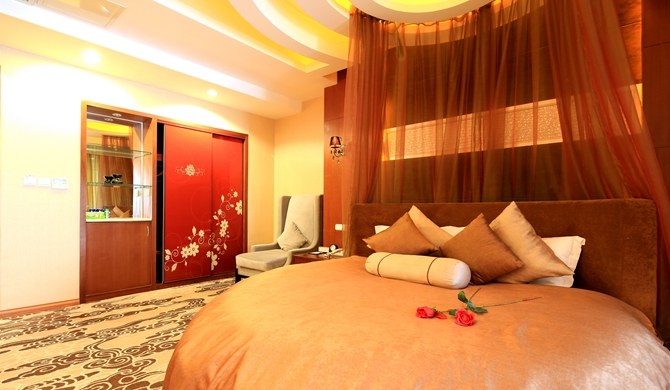 即墨城投温泉会所豪华小泡池间