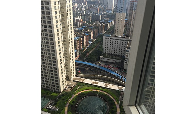 重庆南坪高档小区上海城温馨套房