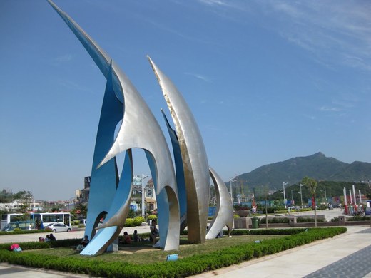 旅途中的家 商户经营 青岛崂山区同安路880号大拇指深蓝公寓酒店式