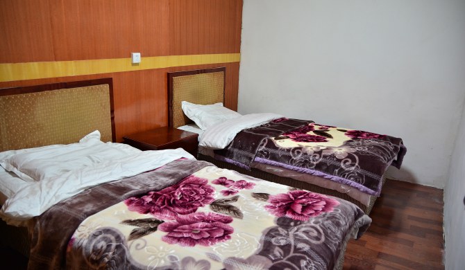 阿坝短租住宿 黑水县民宿|短租房 阿坝黑水县奶子沟彩林藏式民宿 查看