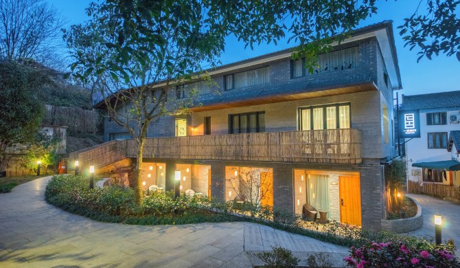 杭州一色山墅暖气山景美式房