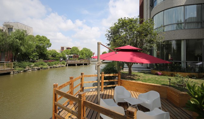 若愚【洲际酒店床榻】【河岸别墅】接送乐园