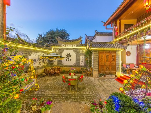 丽江暖窝时光居贤阁客栈福地塌塌米双床房