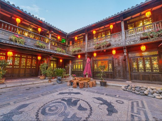 丽江云岸连锁客栈心岸店二号院豪华双床房