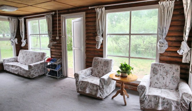 丰宁坝上草原白音庄园韩式独栋木屋