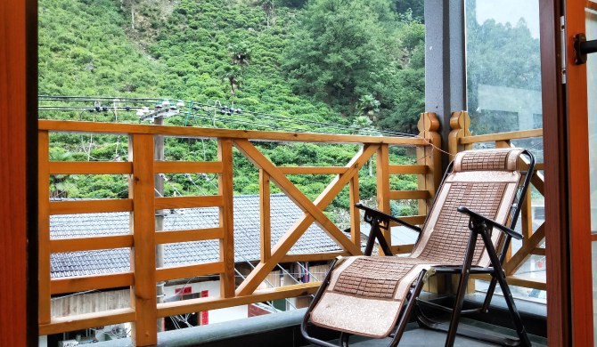 森林公园桐木关桐红茶厂民宿(大床房)