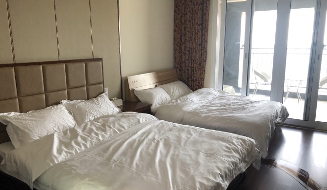 东戴河佳兆业180度豪华海景民宿