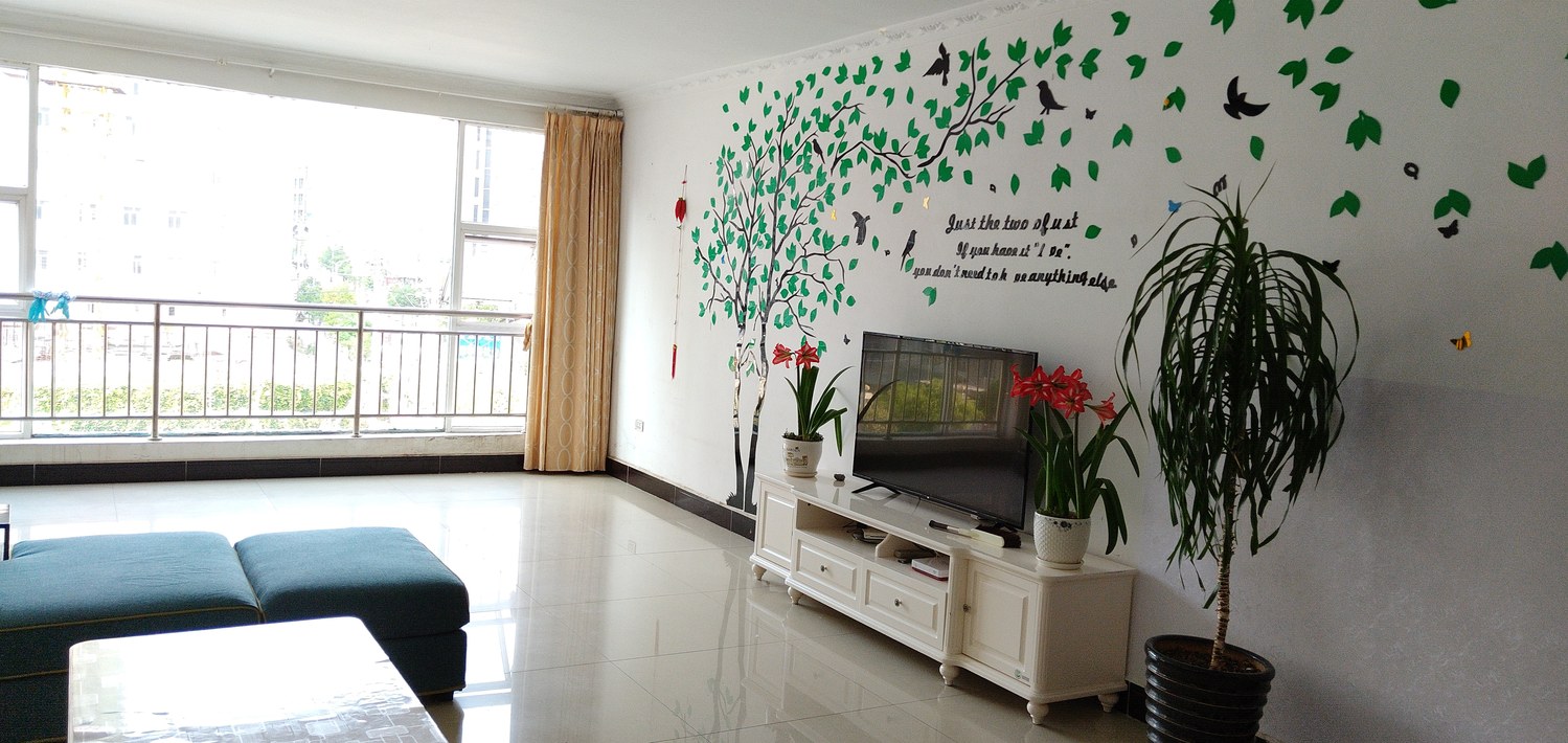 鸿福影视城附近温馨单身公寓 弗兰克斯酒店