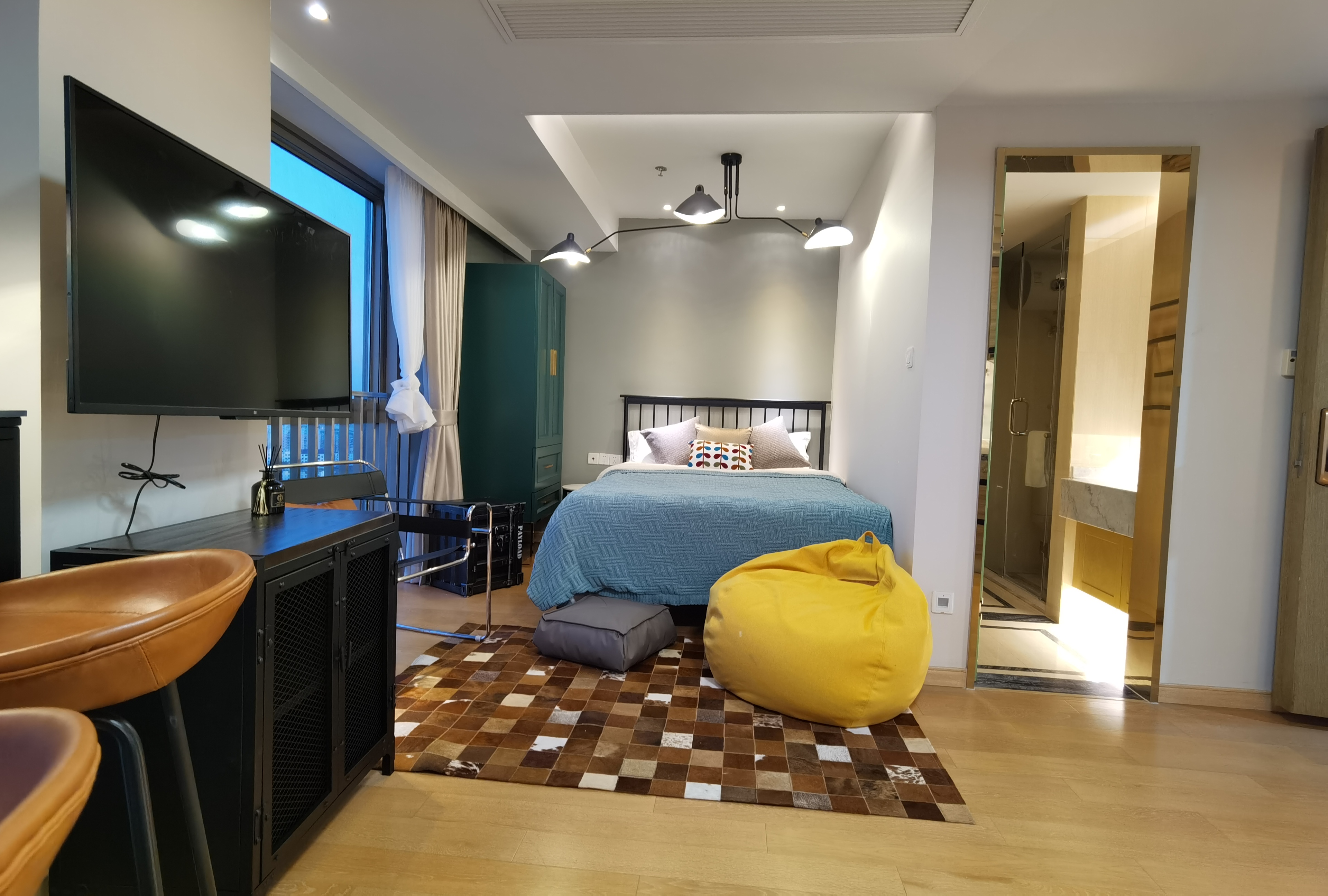 Cityview Queen Studio C