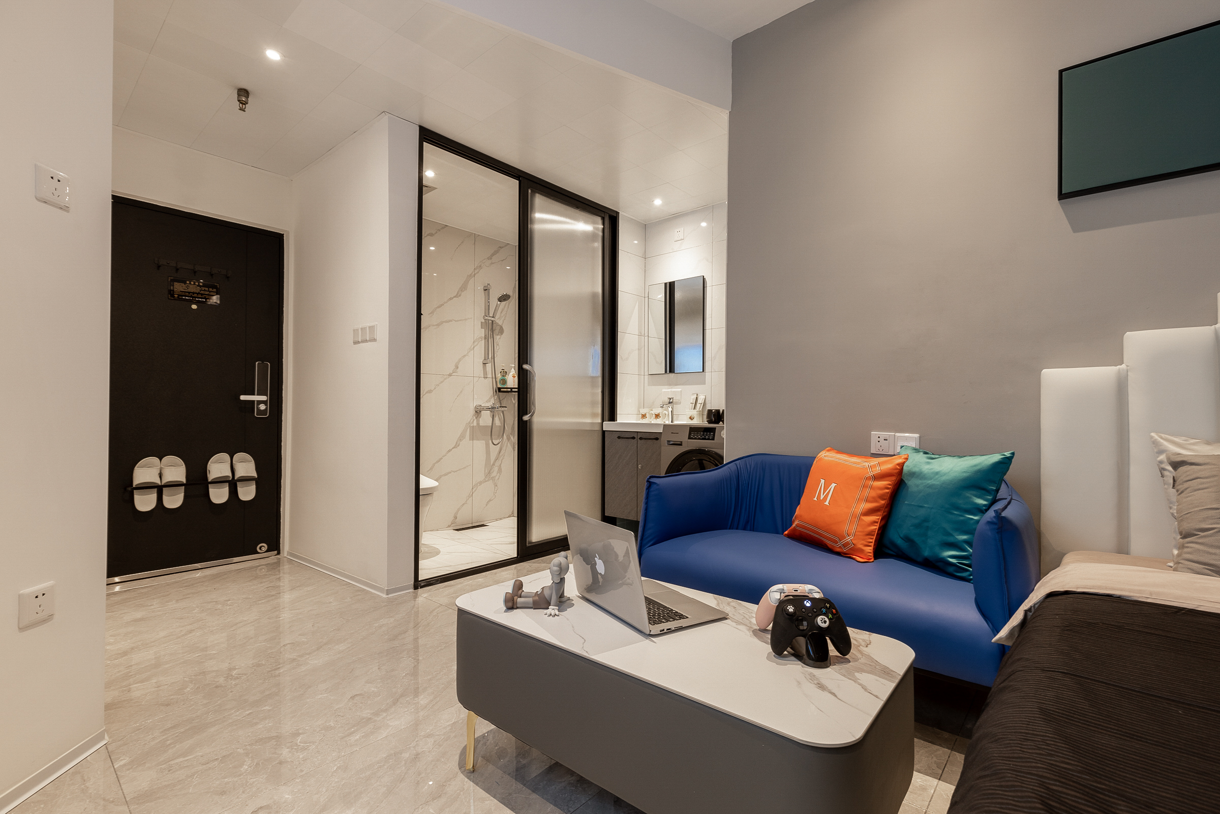 Fresh City View Queen Room