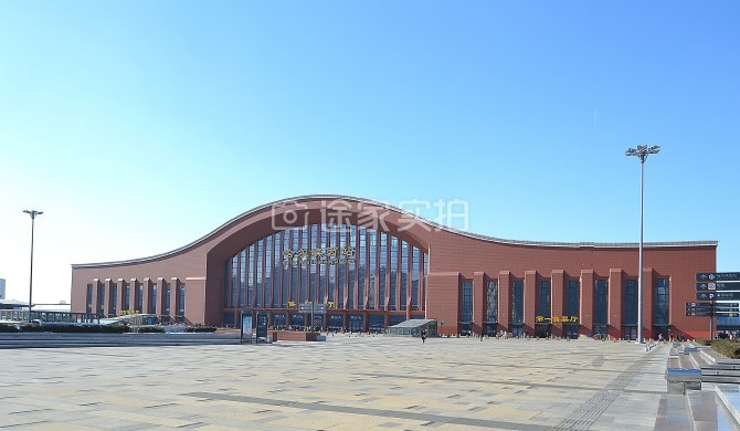 哈西客站/地铁3号/冰城爱家民居2室2厅