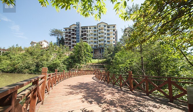 重庆黄水途家水云间豪华大床房