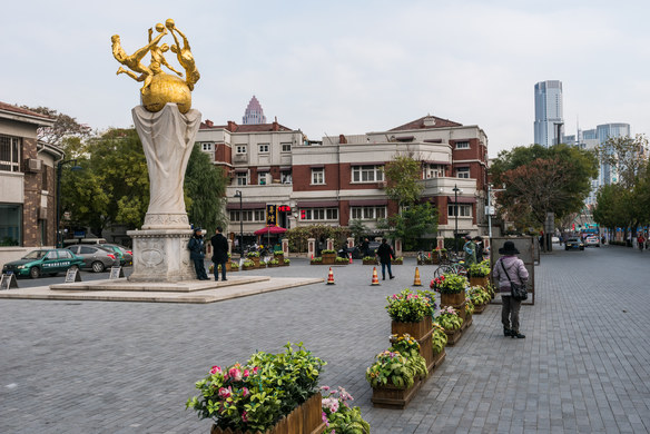 天津斯维登小白楼国贸中心市景双床房